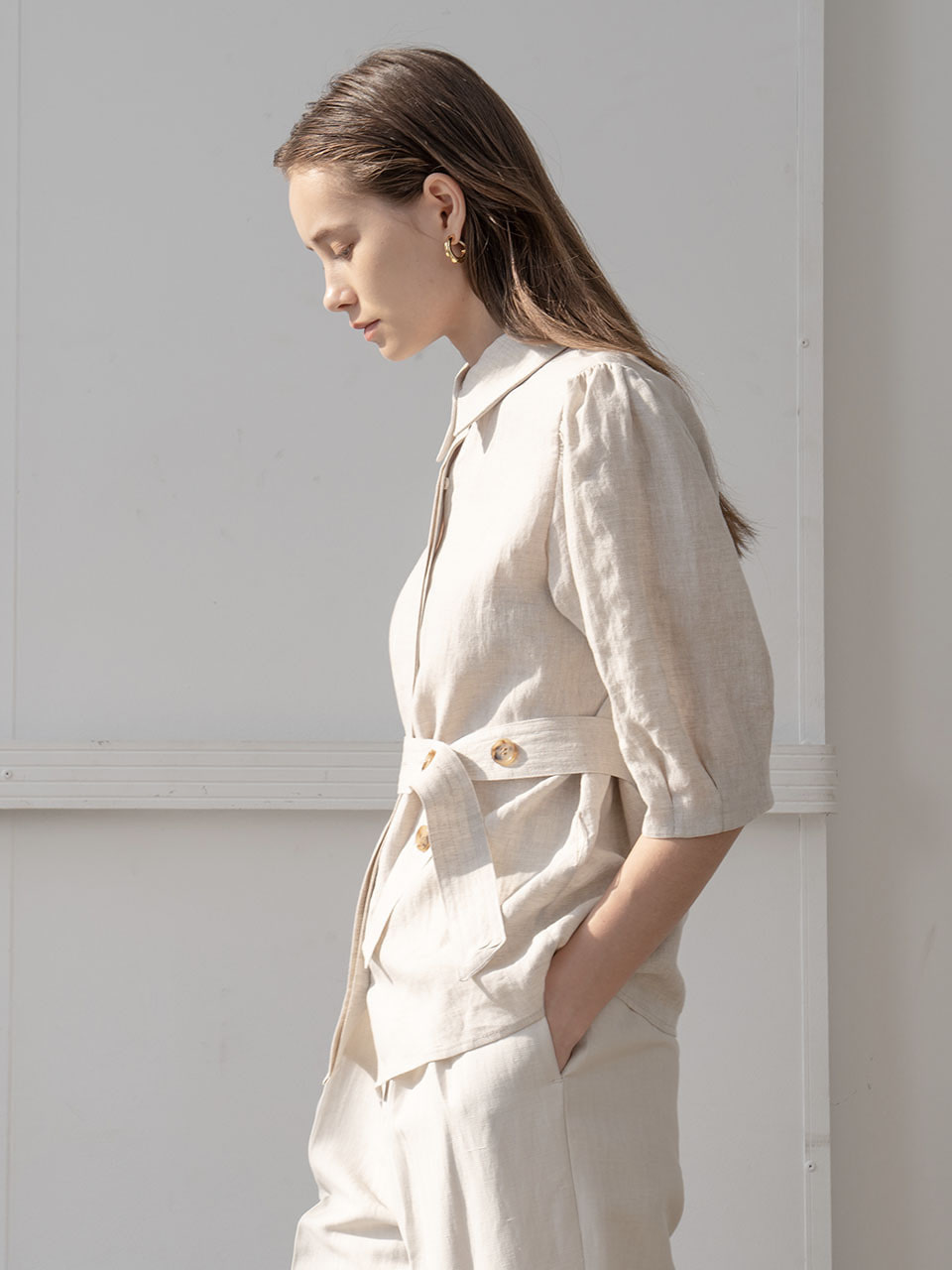 [Last 3장]Belted puff blouse in natural beige