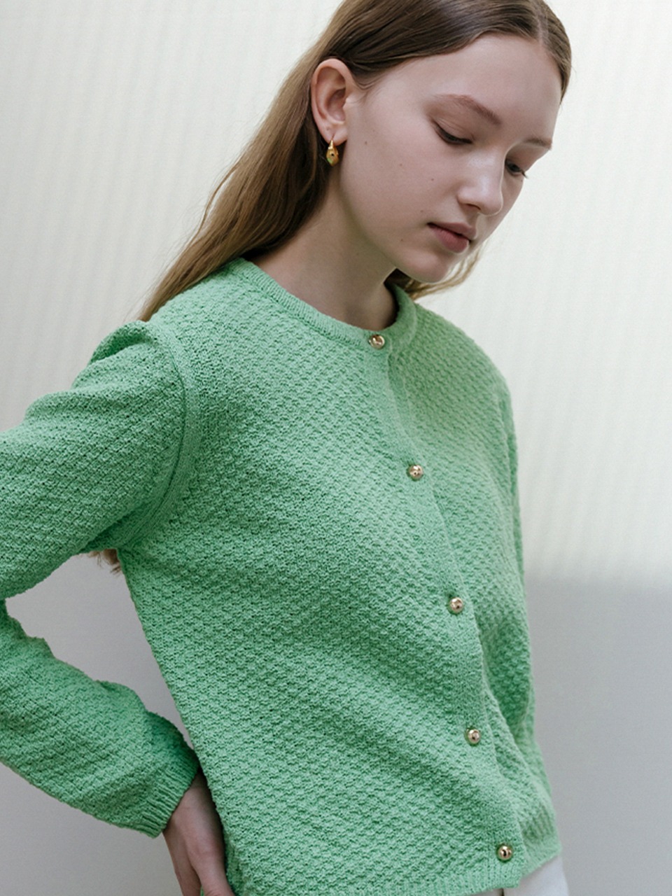 Gold button point cotton cardigan in Green