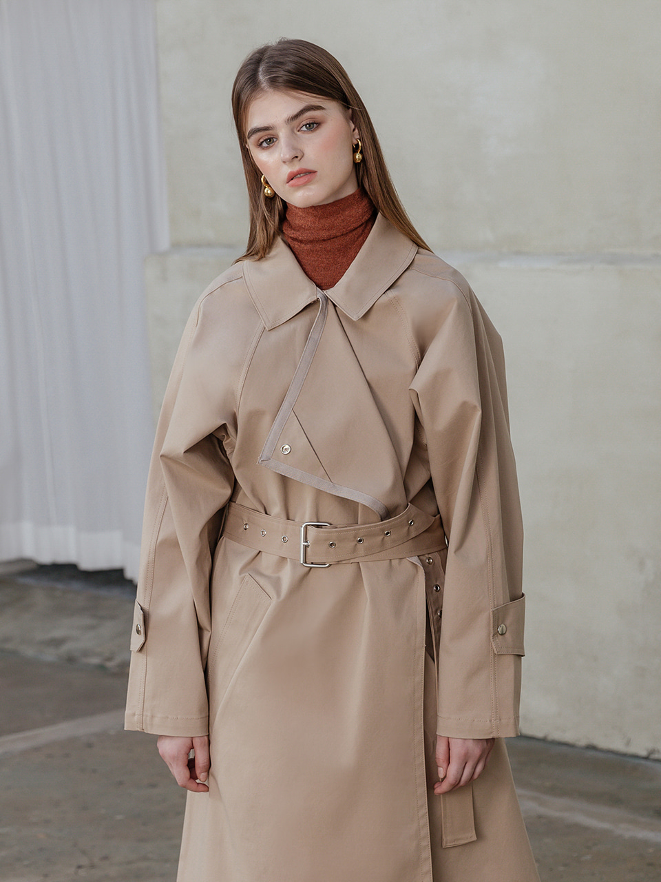 [Last 2장]Punching belted trench coat [BEIGE]
