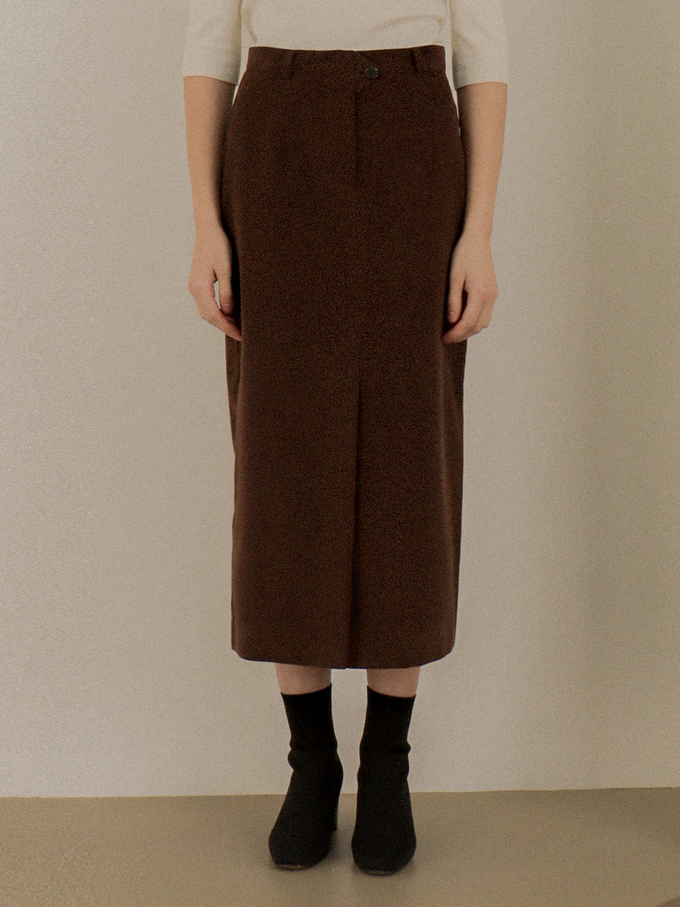 Triangle Corduroy Long Skirt_Brown