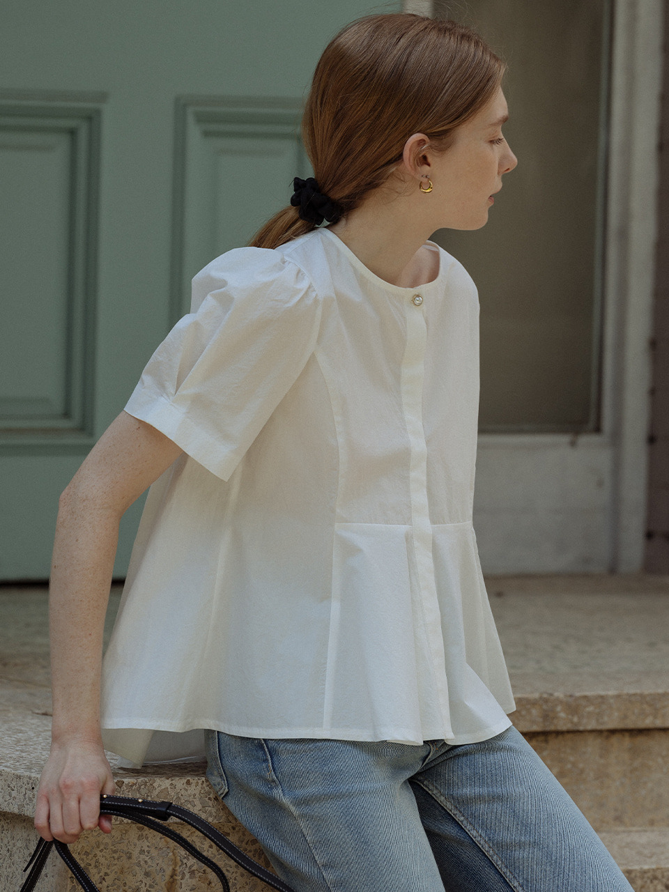 Pearl point flare blouse_White